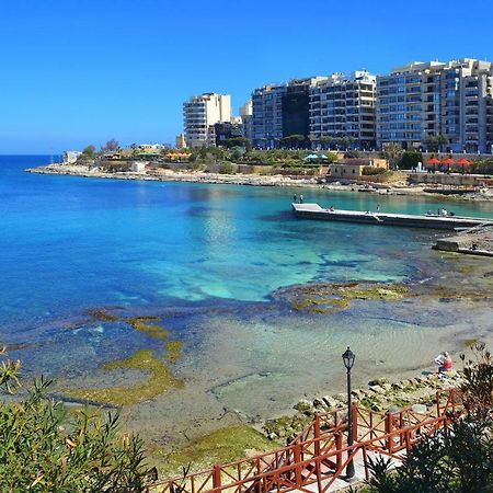 Modern 2 Bedroom Apartment In St Julians San Ġiljan Extérieur photo