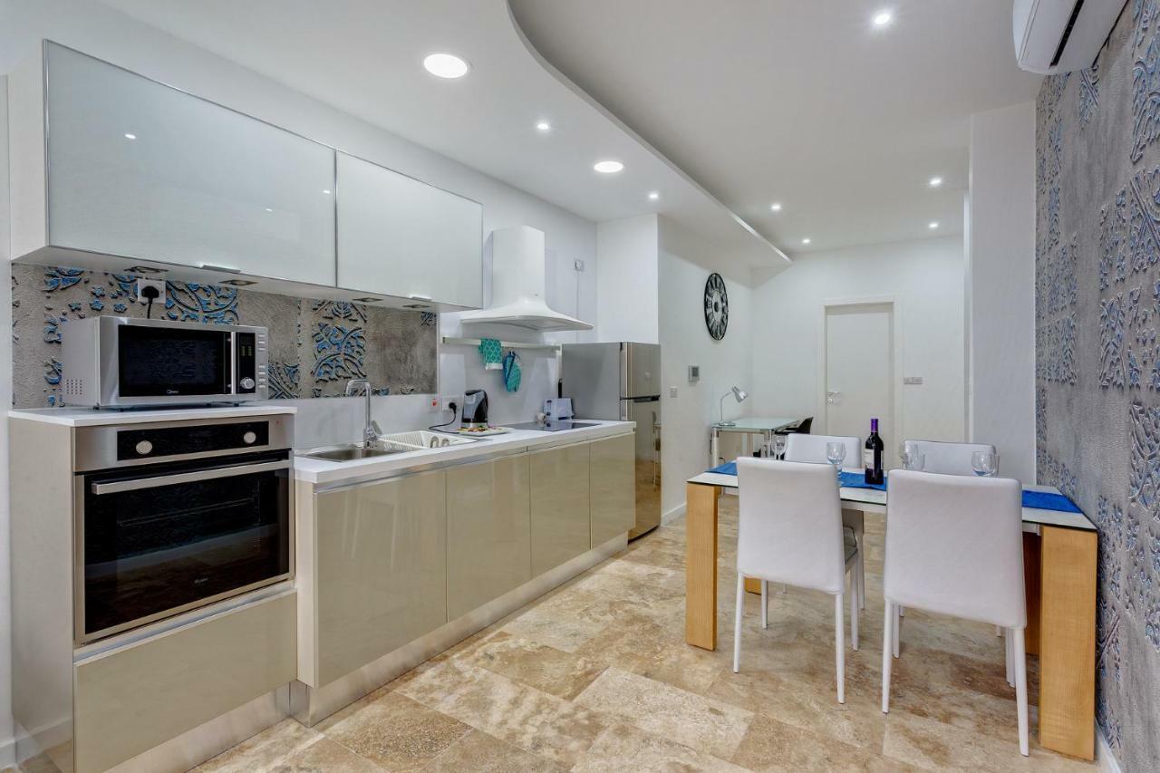 Modern 2 Bedroom Apartment In St Julians San Ġiljan Extérieur photo